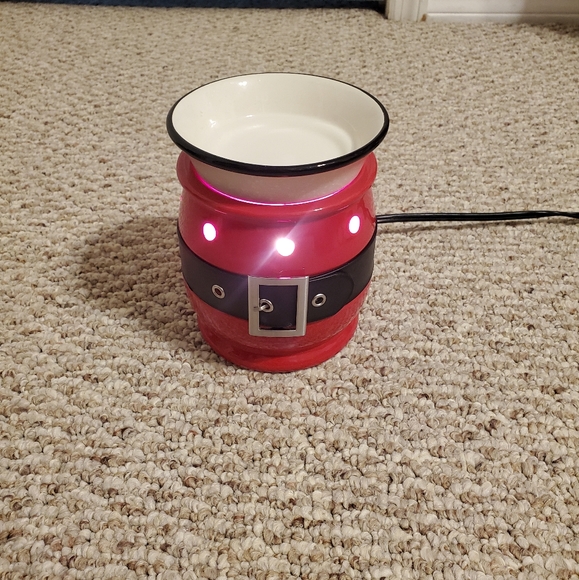 SCENTSY Jolly Santa Suit Full Size Warmer Holiday Collection RETIRED - Picture 3 of 6